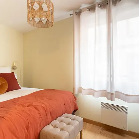 Le Halle Aux Grains - Parking - Emplacement Idéal *